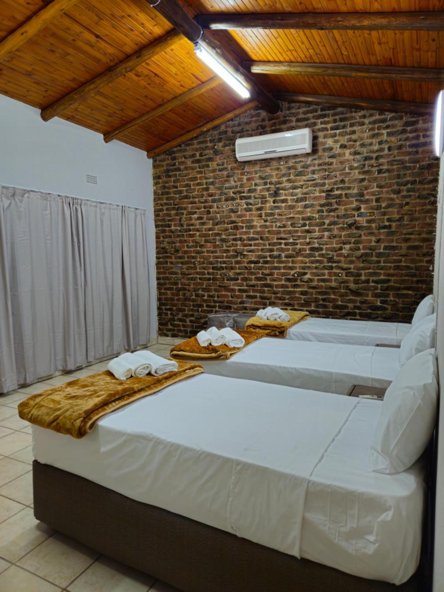 Light House Lodge เบอลา-เบอลา ภายนอก รูปภาพ
